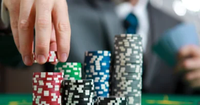 5 Cool Poker Chips Tricks to Impress Your Friends